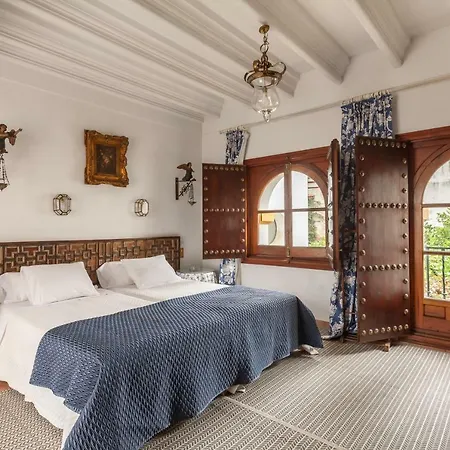 Elvira, Exclusive Pool And Gardens In The Heart Of וילה *