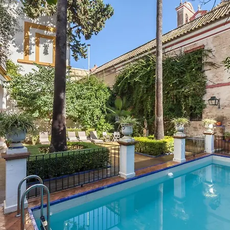 וילה Elvira, Exclusive Pool And Gardens In The Heart Of
